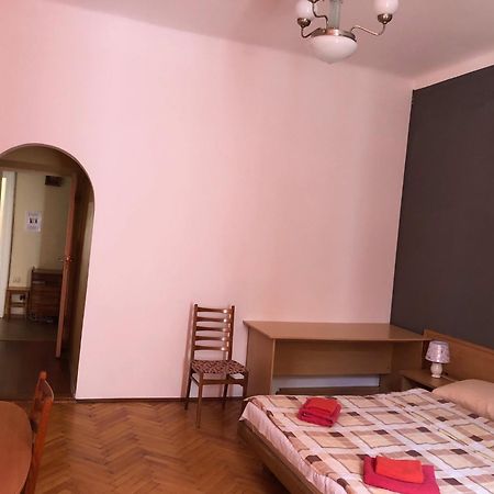 Apartment On Svobody Avenue Liov Exterior foto