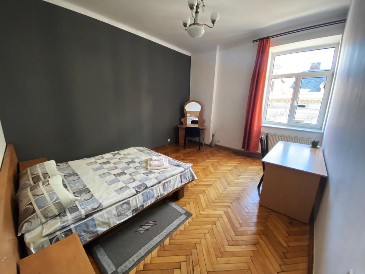 Apartment On Svobody Avenue Liov Exterior foto